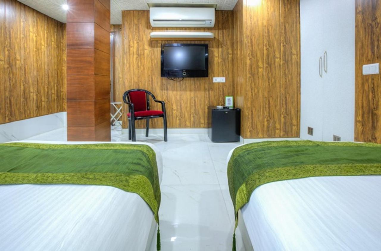 Glory Villa New Delhi Buitenkant foto